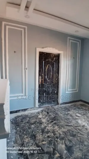 Pop Cornice Design and Wainscotting