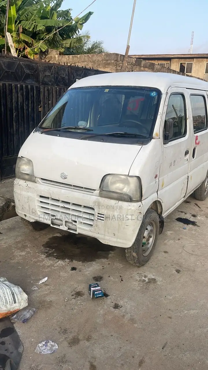 Suzuki APV Minibus 1997 Brown