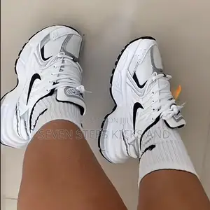 High Quality Nike Skate V2 Luxury Unisex Sneakers