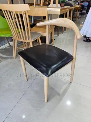 Luxury Imported Wooden Restaurant Chair