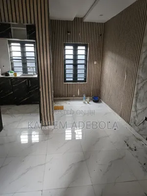 2bdrm Block of Flats in Hassan, Berger for rent