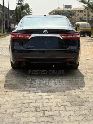 Toyota Avalon XLE 4dr Sedan (3.5L 6cyl 6A) 2014 Black