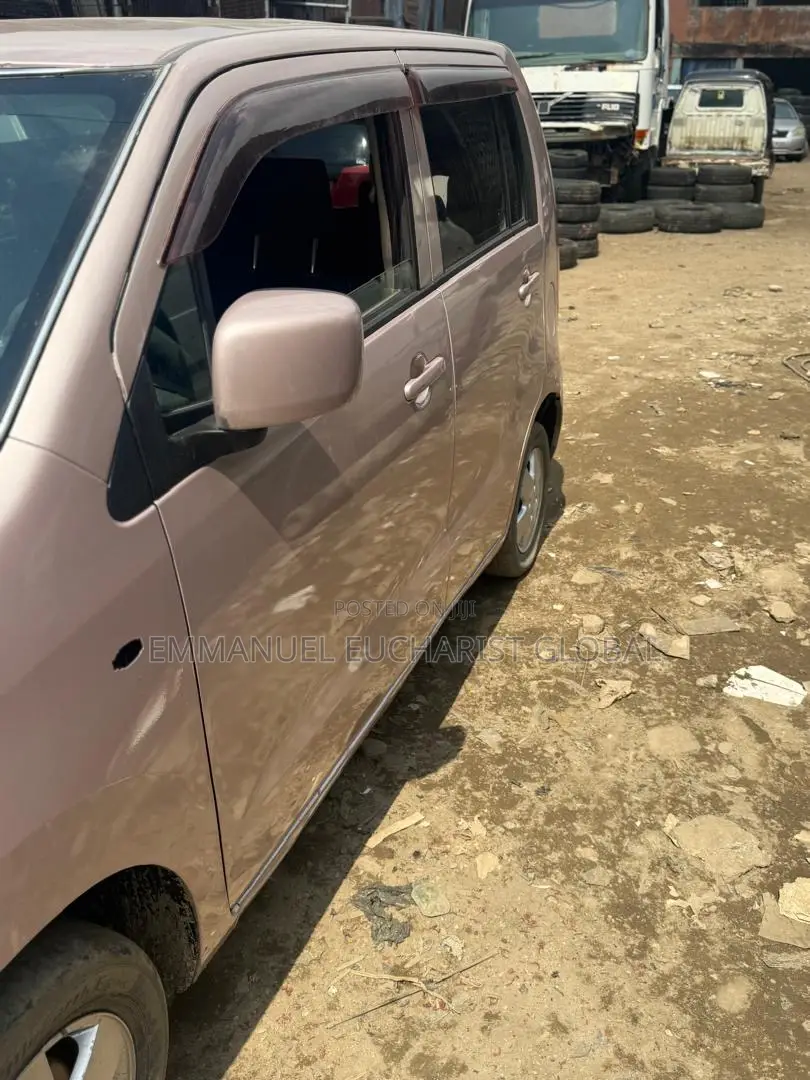 Suzuki APV Minibus 1997 Brown