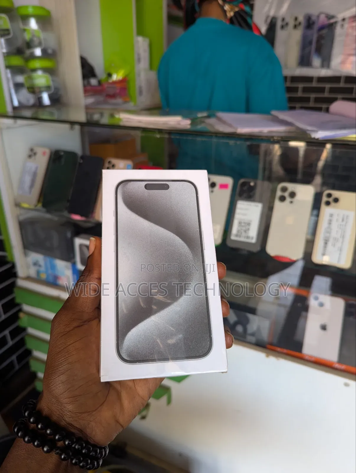 New Apple iPhone 15 Pro 128 GB Black