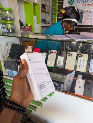 New Apple iPhone 15 Pro 128 GB Black