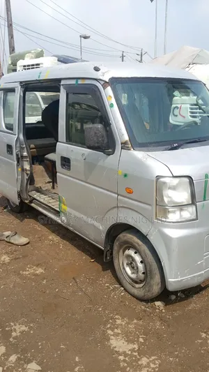 Suzuki Every 2022 Silver