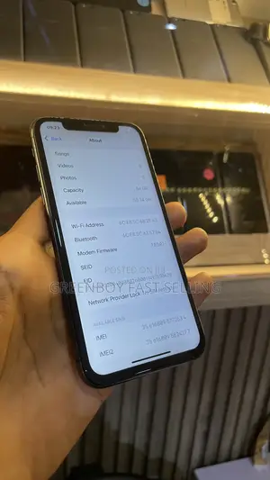 Apple iPhone XS 64 GB Black