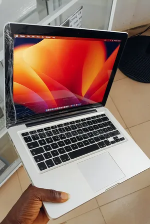 Laptop Apple MacBook Pro 8GB Intel Core I5 HDD 500GB