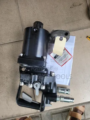 Hydraulic Impact Wrench 1-1/2"
