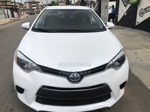 Toyota Corolla 2017 White