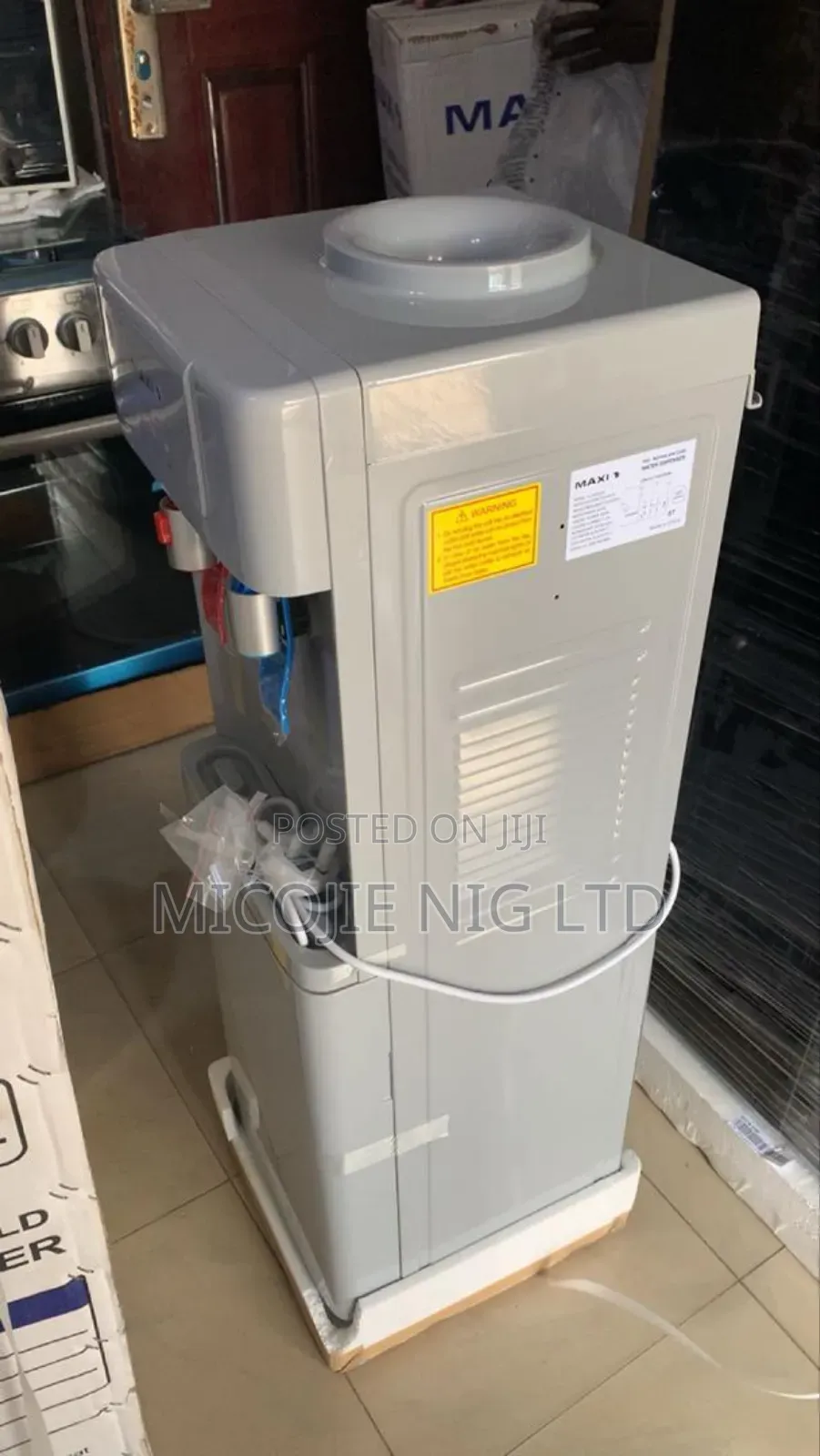 Maxi Water Dispenser