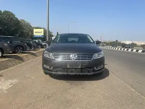 Volkswagen Passat 2014 Brown
