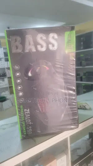 Zealot S98 Stereo Super Bass Speaker When Both Machines Are Turned.