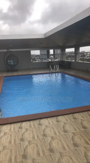 3bdrm Apartment in Adeola Odeku for rent