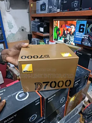 Nikon D7000 Digital Camera