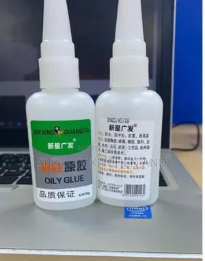 Oily Glue Adhesive Glue