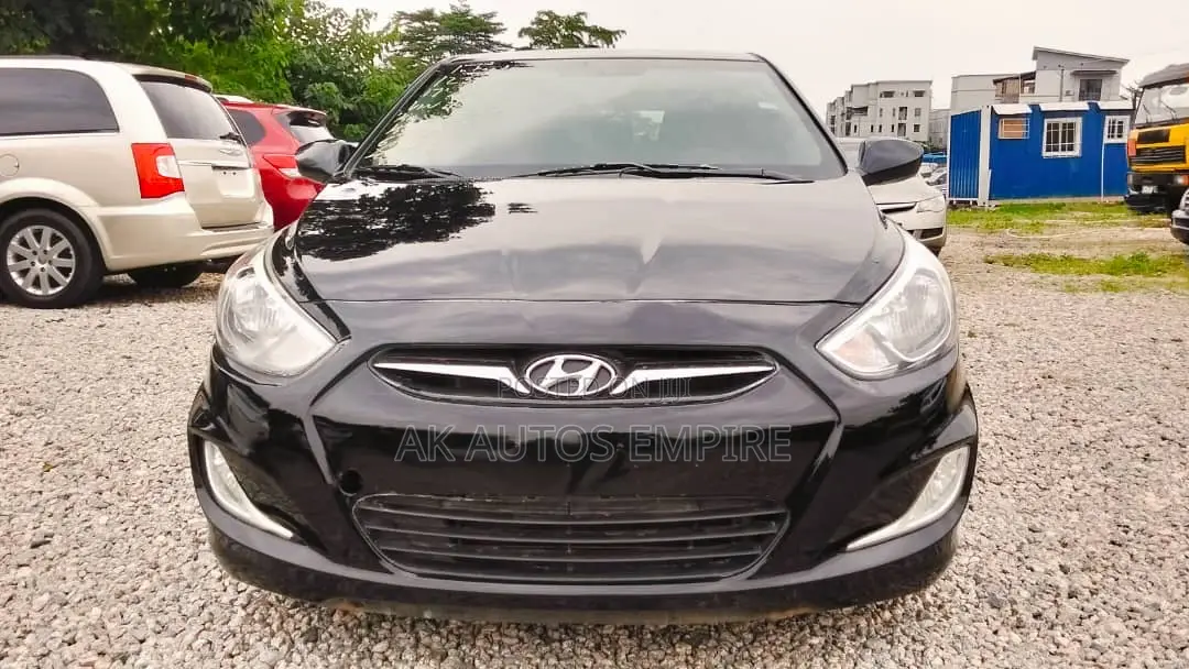 Hyundai Accent SE Hatchback 2017 Black