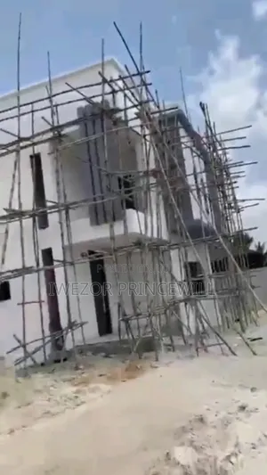4bdrm Duplex in Rukpokwu for sale