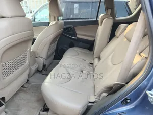 Toyota RAV4 Limited 2011 Blue