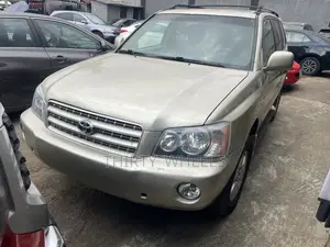 Toyota Highlander 2003 Gold