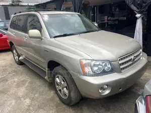 Toyota Highlander 2003 Gold