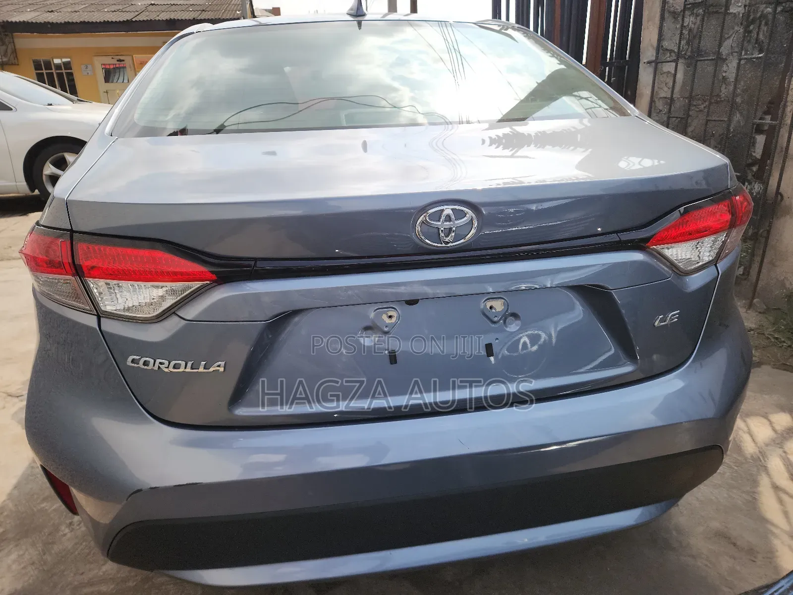 Toyota Corolla LE 2021 Blue