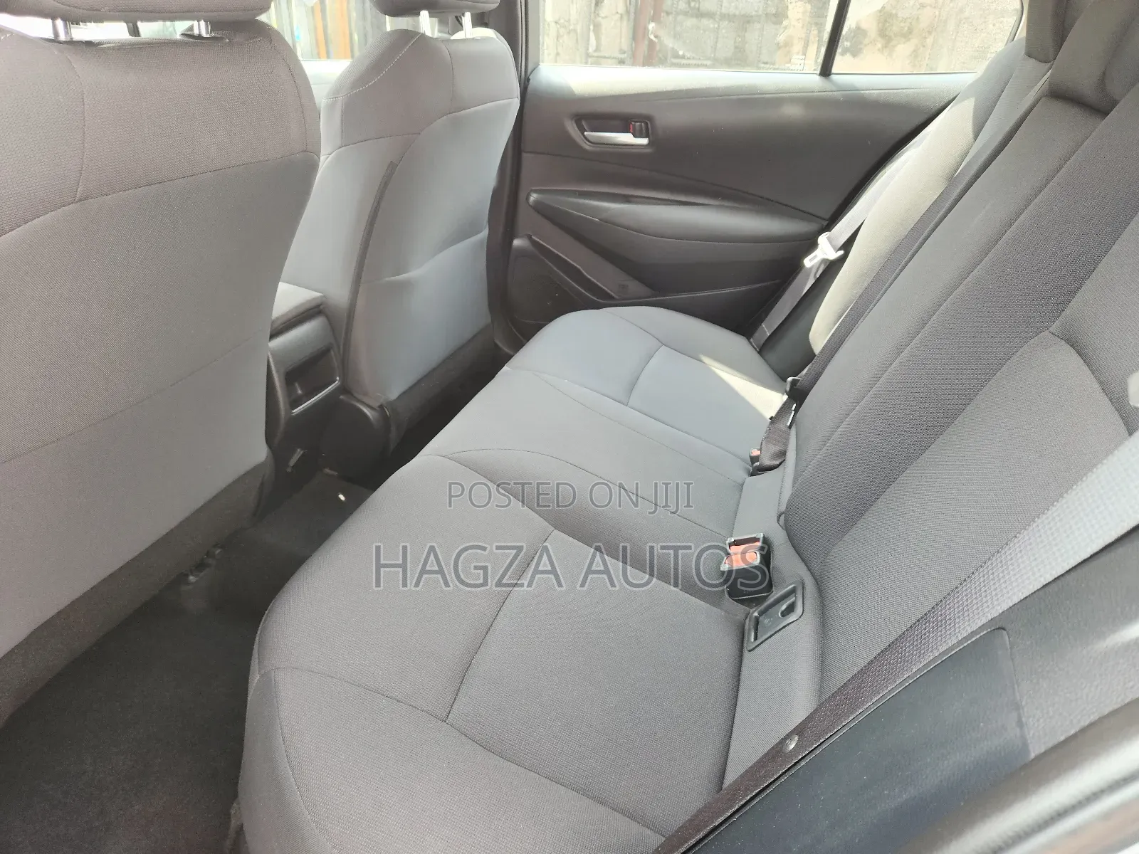 Toyota Corolla LE 2021 Blue