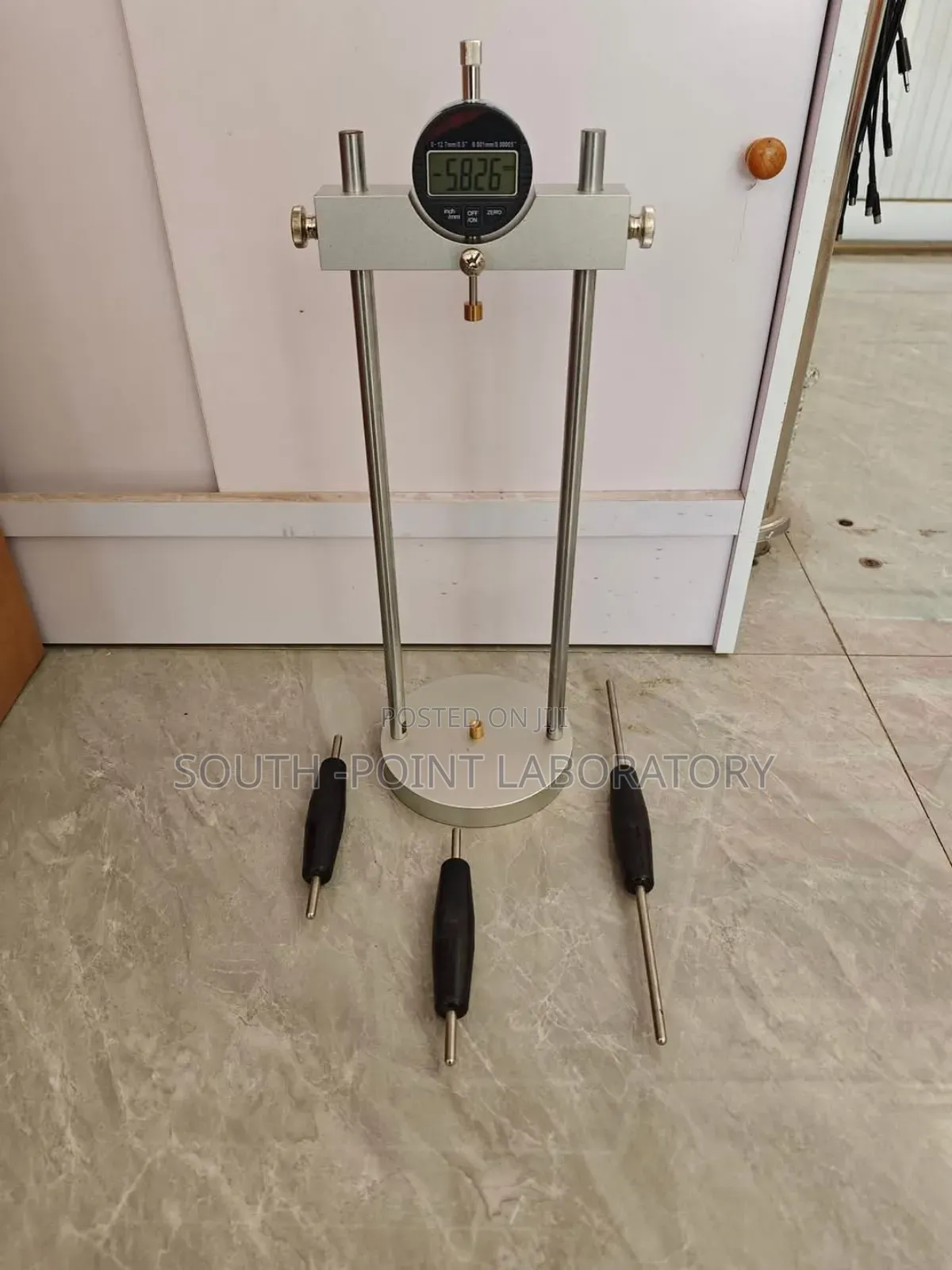 Digital Length Comparator