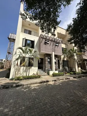 4bdrm Duplex in Guzape District for rent