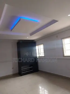3bdrm Maisonette in Lekki Phase 1 for rent