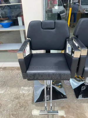 Styling Chair/Studio Chair for Saloons
