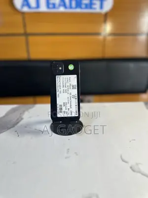 Apple iPhone 12 64 GB Black