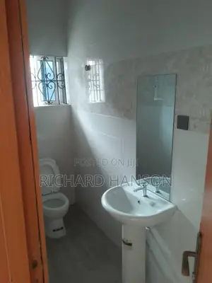 20bdrm Block of Flats in Victoria Island Extension for rent