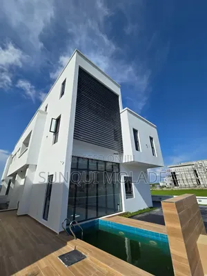 5bdrm Duplex in Ikate for sale