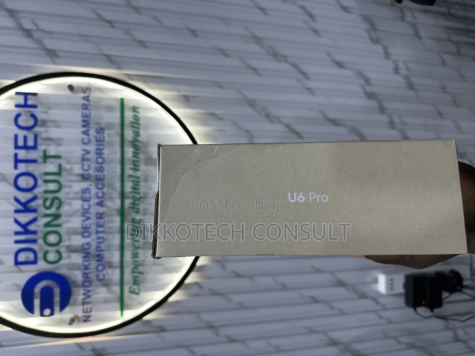 Ubiquiti Unifi U6‐Pro Wifi 6 Access Point – High Performance