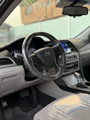 Hyundai Sonata Base Sedan FWD (2.4L 4cyl 6A) 2016 Black