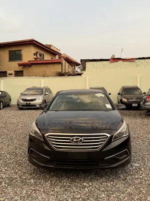 Hyundai Sonata Base Sedan FWD (2.4L 4cyl 6A) 2016 Black