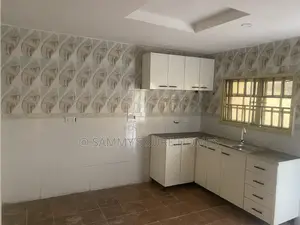 3bdrm Penthouse in Police Estate, Karsana for rent