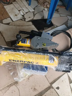 Enerpac Flange Spreader Set