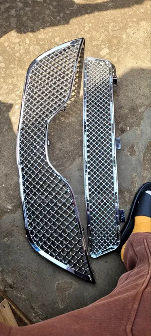 Up and Down Grill 2.7 Camry 2010