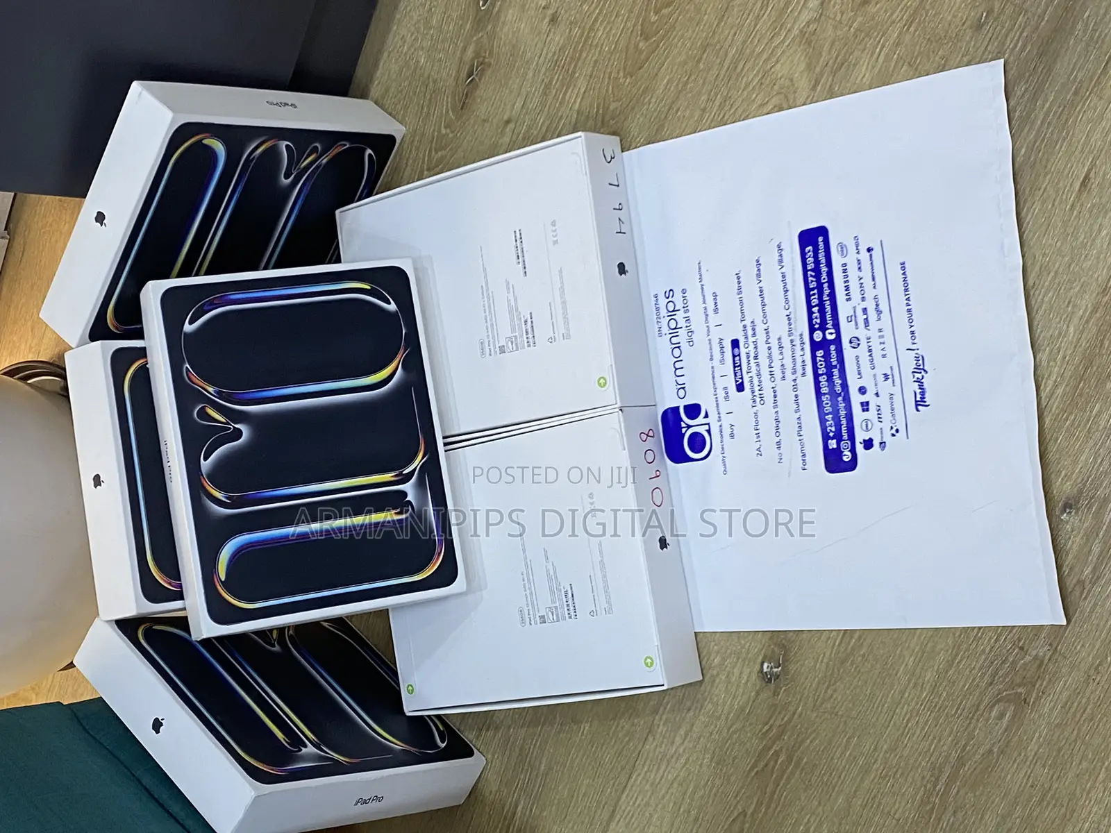 New Apple iPad Pro 13 (2025) 256 GB
