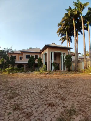 6bdrm Duplex in Asokoro for rent