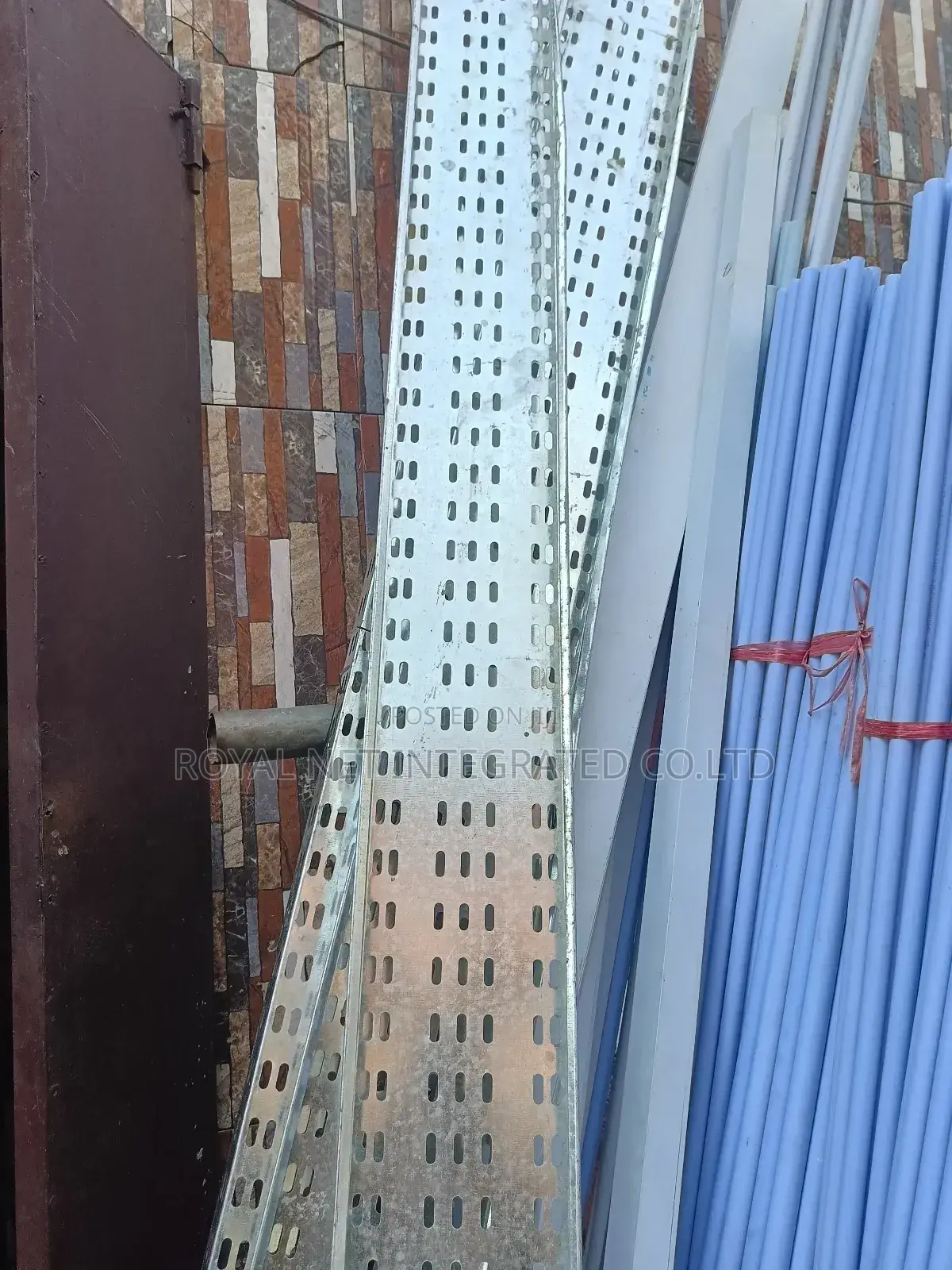 Cable Tray Galvanise 300mm