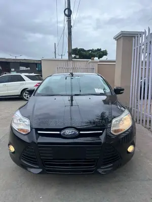 Ford Focus Titanium 4dr Hatchback (2.0L 4cyl 6AM) 2014 Black