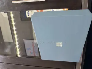 New Laptop Microsoft 16GB Qualcomm Snapdragon X Plus SSD 512GB
