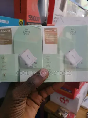 Romoss 30w Fast Charger