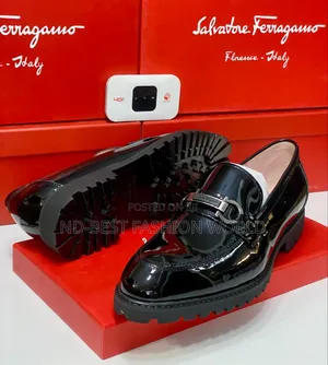 Flat Ferragamo Quality Men's Wears