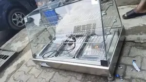 Food and Snacks Warmer Show Glass