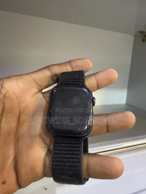 Apple Watch Series 7