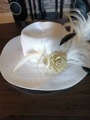 Female Headwear Facinator